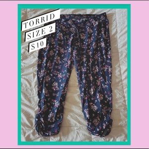 Floral Bunched Ankle Pants
